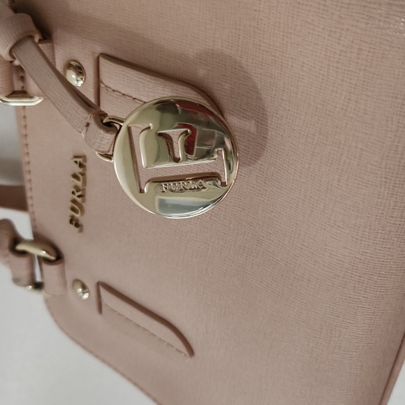 #493 FURLA Powder pink mini w/strap. Preloved item sold as is - Picture 3 of 7
